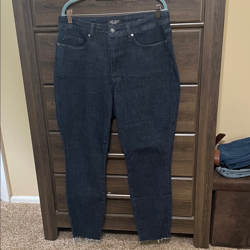 Judy Blue Size 33 Skinny Fit Dark Blue Jeans Ankle length